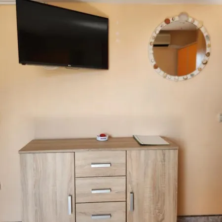 Apartment's Franciska *